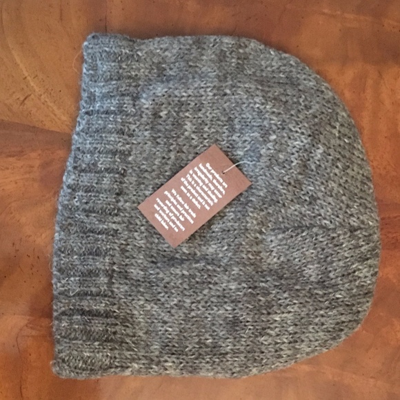 Wool Cap - Picture 2 of 6