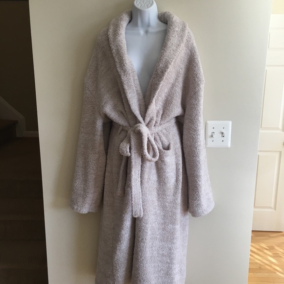 Barefoot Dreams Other - Barefoot dreams cozy Chic robe Sz 3 nwot
