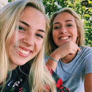 Meet your Posher, Laina