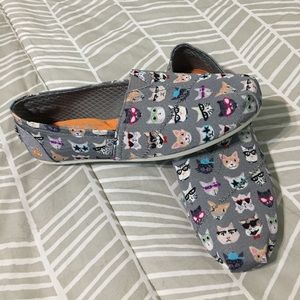 NWOT Cat Bobs by Sketchers size 6.5