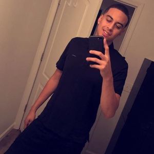 Meet your Posher, Cameron