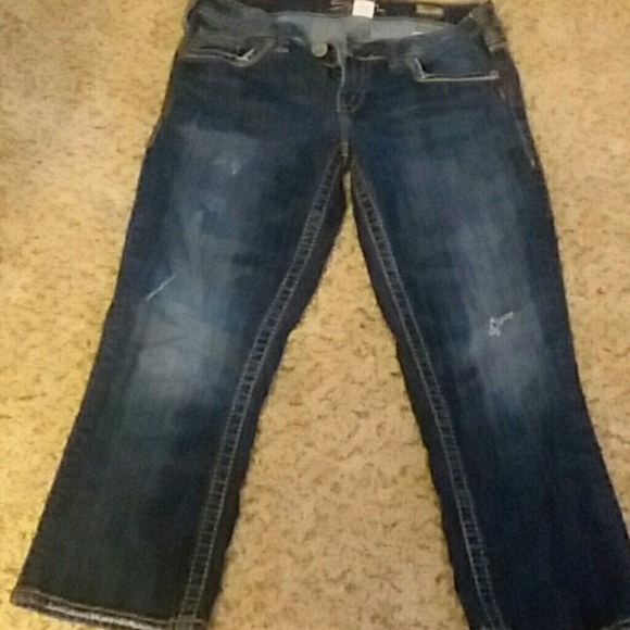 Capris - Picture 1 of 3
