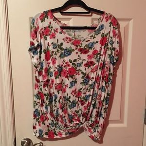 ‼️SOLD‼️ Boutique Top