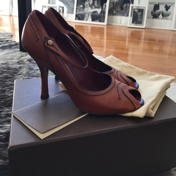 louis vuitton mary janes