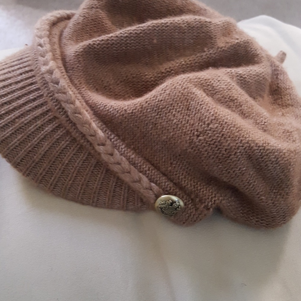 Hat - Picture 2 of 3