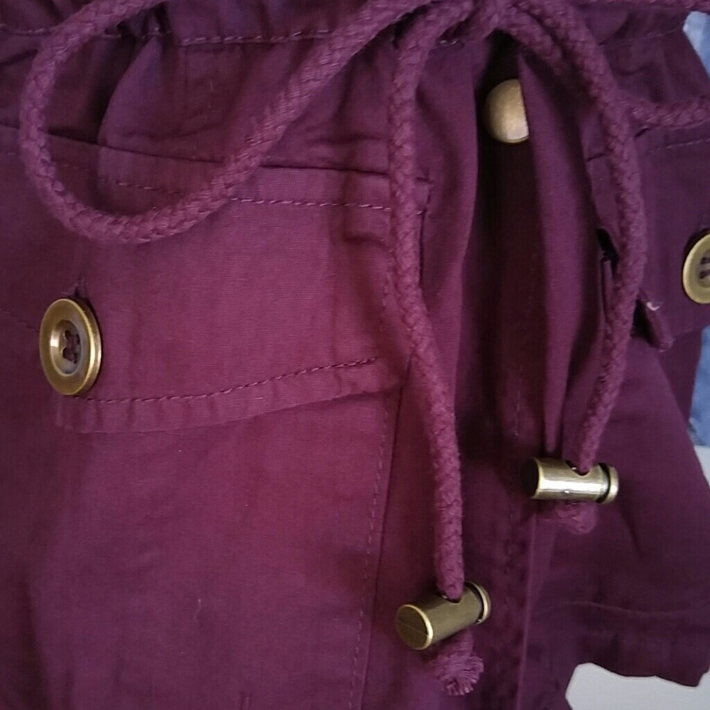 Small left, Burgundy utility vest - Picture 2 of 4