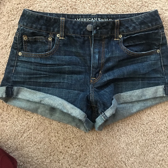 American Eagle, size 8 high waste shorts - Picture 2 of 2