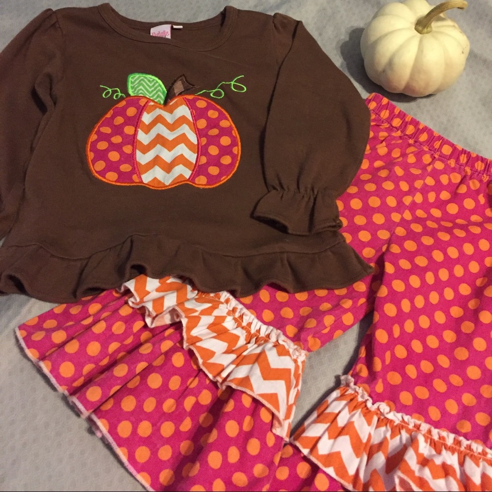 Natalie Grant Chevron Pumpkin Flutter Pant Set 2T