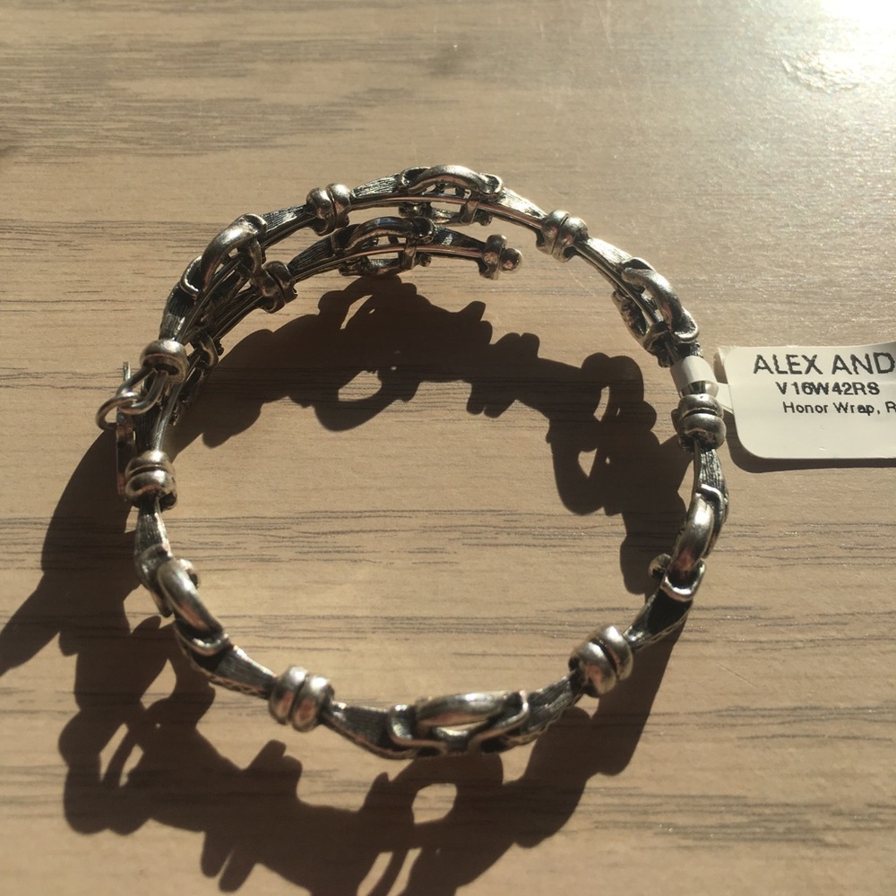 NWT Alex & Ani Silver Bracelet