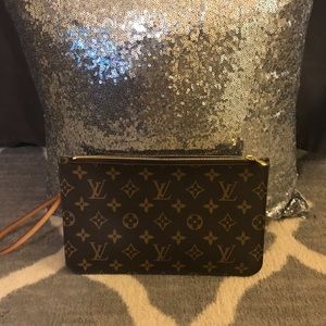 Authentic Louis Vuitton wristlet
