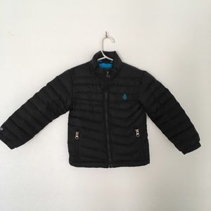 Volcom boys light puffer jacket 2t w/long arms