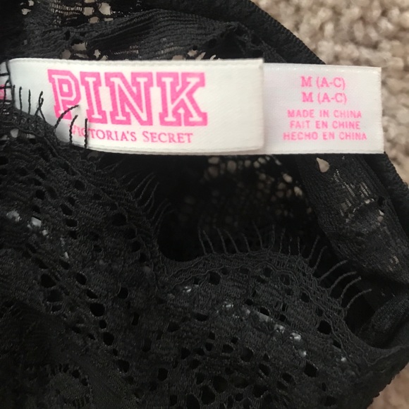 High neckline fashion bra. - Picture 3 of 3