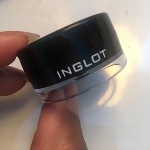 Inglot black gel liner #77