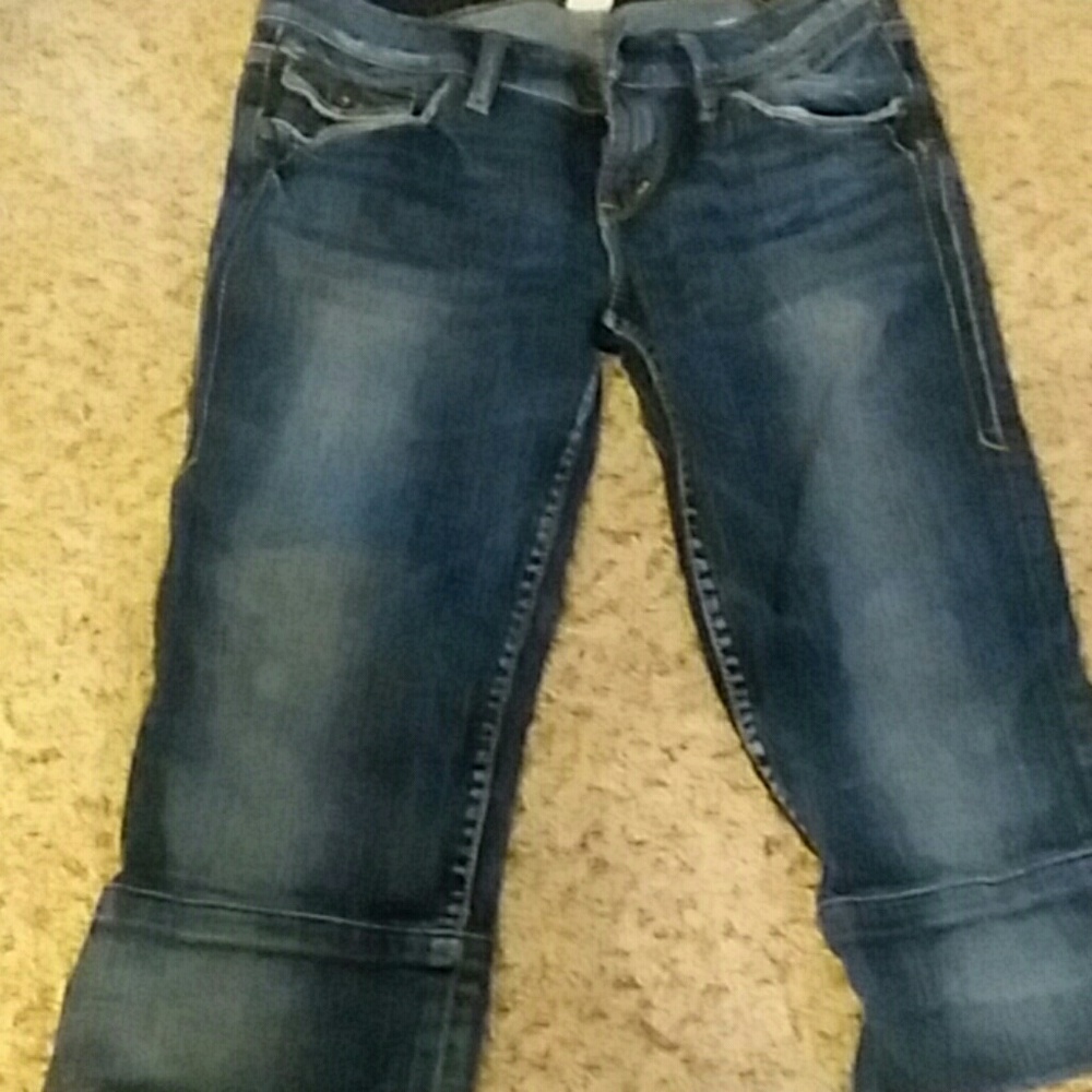 Capris/ shorts