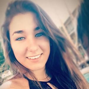 Meet your Posher, Aylin