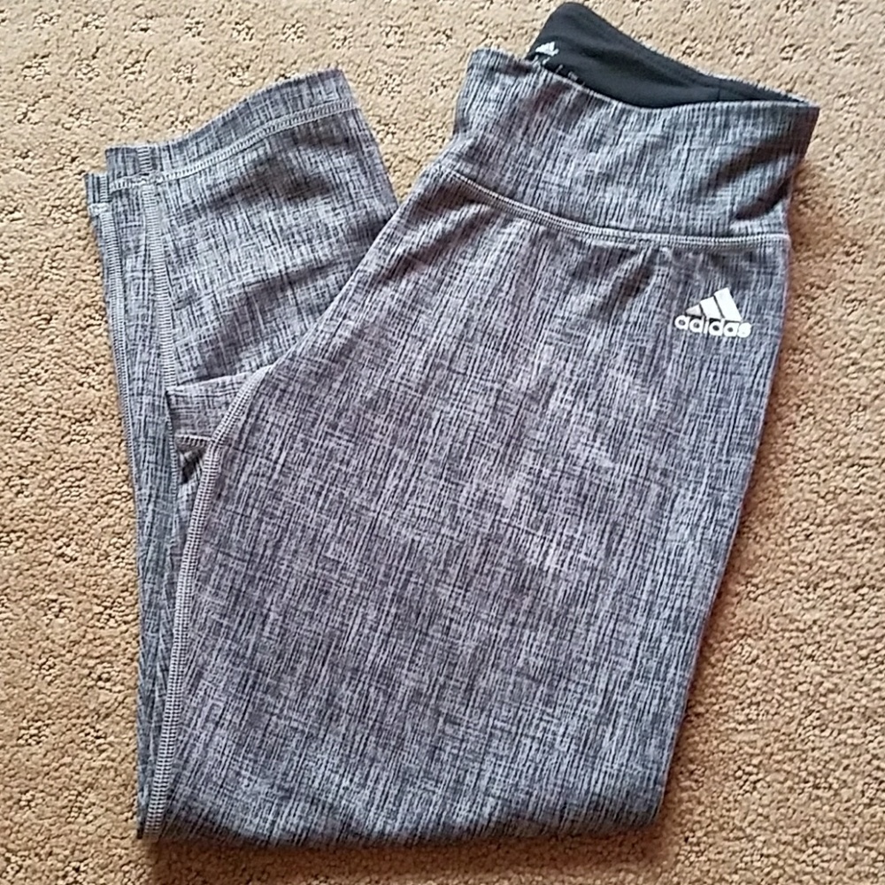 Adidas capri work out pant