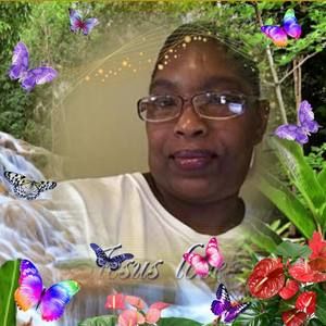 Meet your Posher, Tiffina