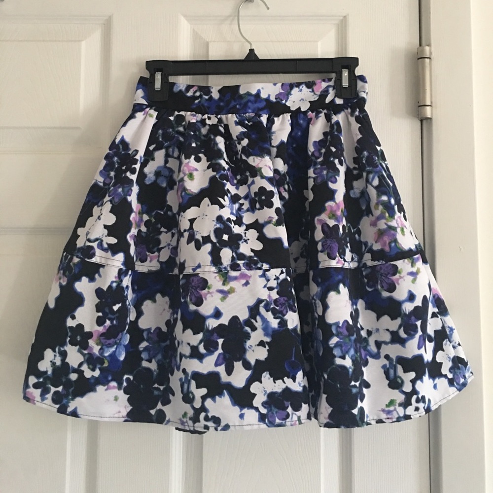 EXPRESS floral dress HOT PICK