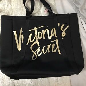 Victoria’s Secret cooler bag