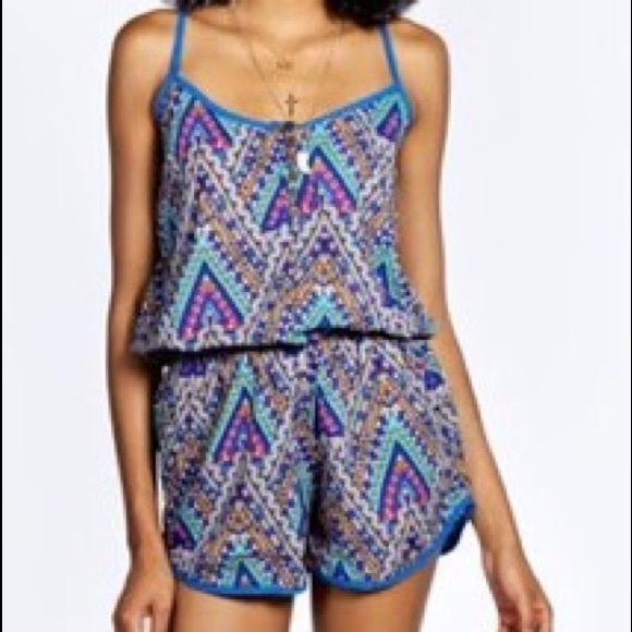 Boohoo Sienna Button Front Geometric Playsuit* - Picture 5 of 5