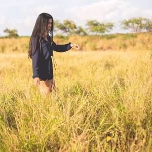 Meet your Posher, Ray-ana