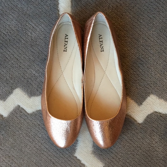 Alfani Shoes - ✨ Rose Gold Alfani Flats