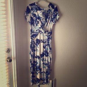 Floral Body-Con midi maternity dress