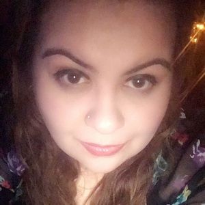 Meet your Posher, Dayana