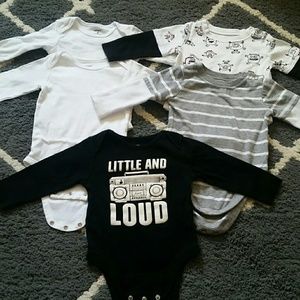 Bundle of 9 month long sleeves