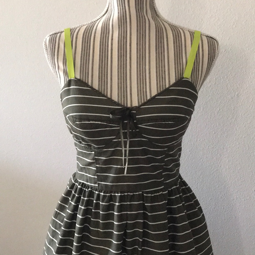 Mossimo Women’s Spaghetti Strap Corset Green Dress - Picture 3 of 7