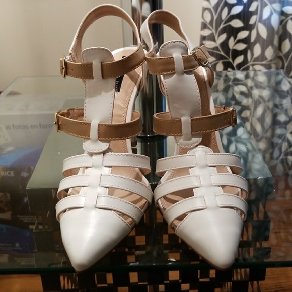 Heels - Picture 2 of 4