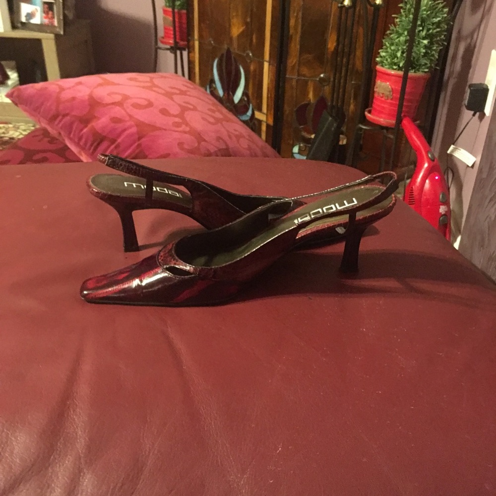 MODA Slingbacks