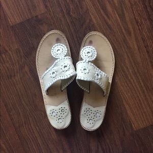 Very gently used Jack Rogers Sz 6 White and Sand