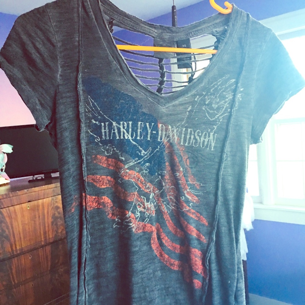 Harley Davidson short sleeve top like new xs