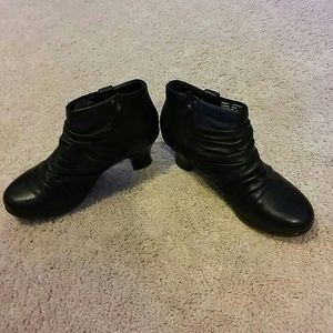 Dansko black leather bootie