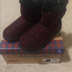 dearfoams 2 button boot sleepers winter