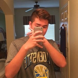 Meet your Posher, Derek