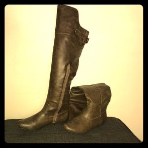 Qupid Brown Knee Length Boots