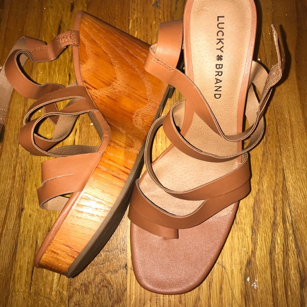 Gently used Lucky Brand wedges- size 9.5