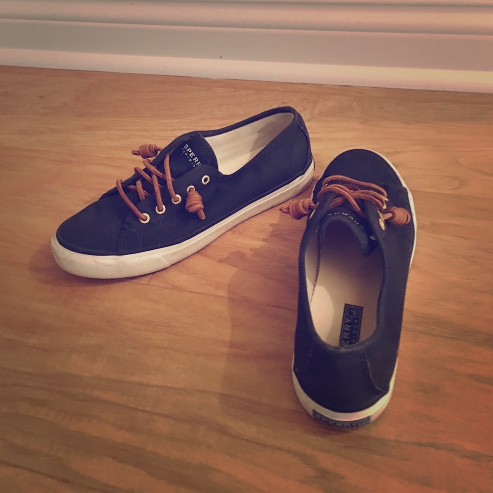 Dark, navy blue Sperry’s