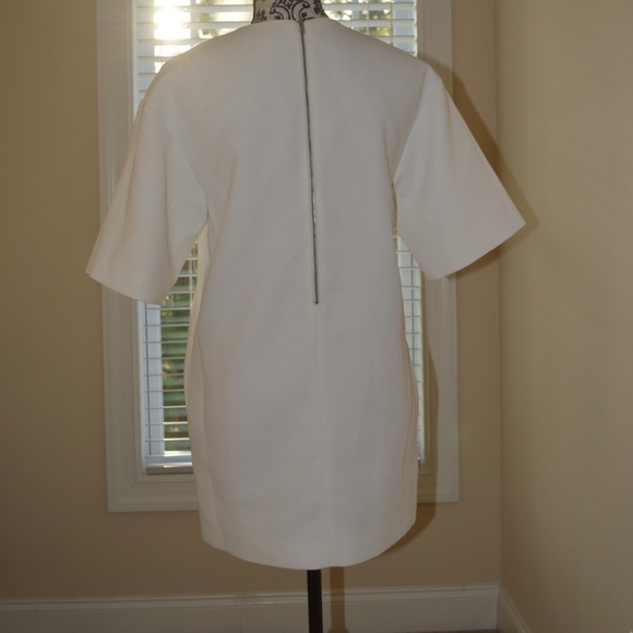 Women’s dress - Picture 4 of 5