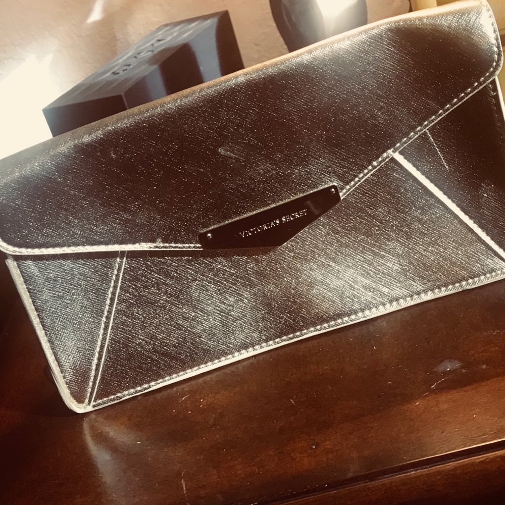 Victoria’s secret new gold clutch. NWT
