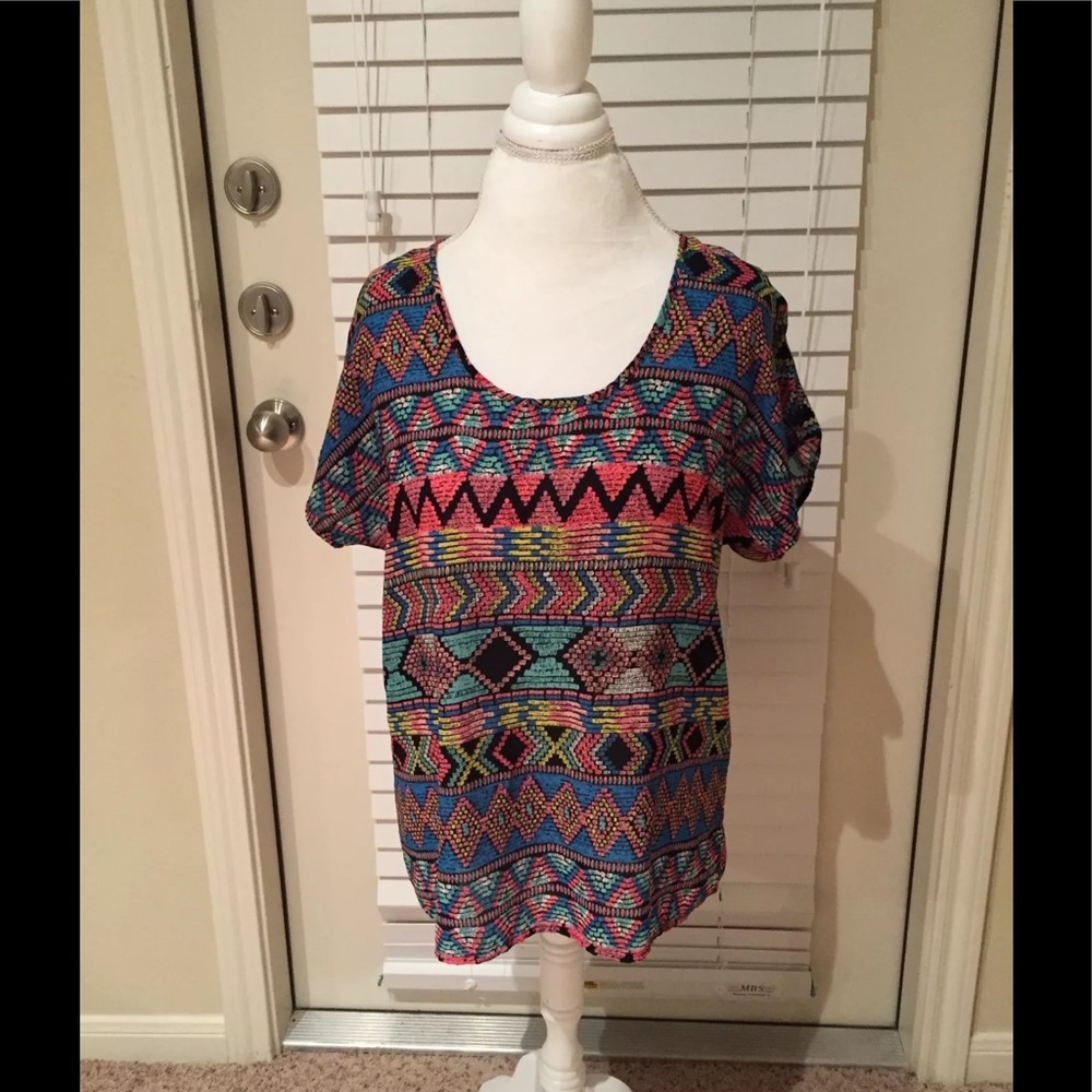Multi Color Scoop Neck Blouse Size M