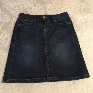 Old Navy Stretch Low Waist Denim Skirt/Dark Wash