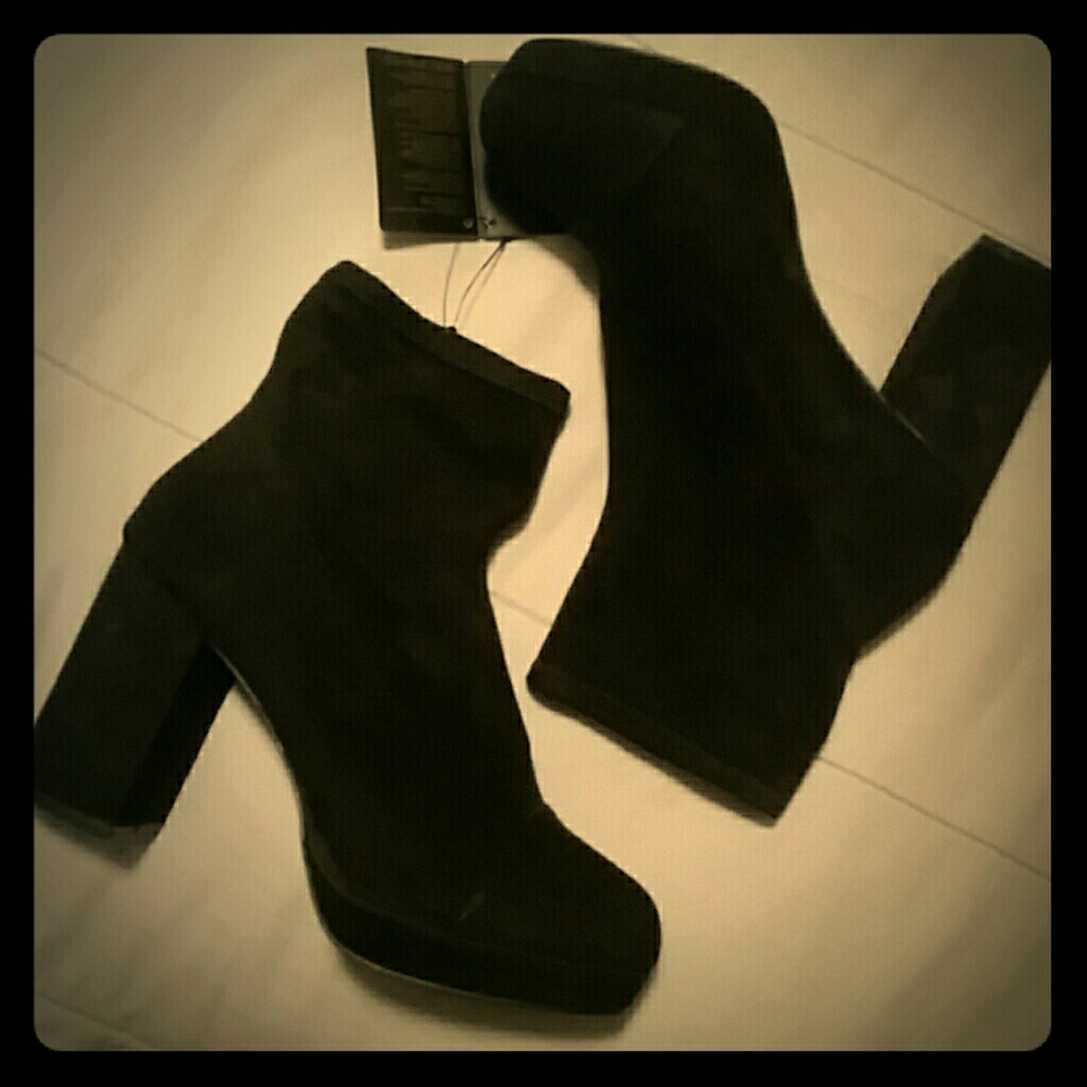 NWT Forever 21 Platform Sock Bootie