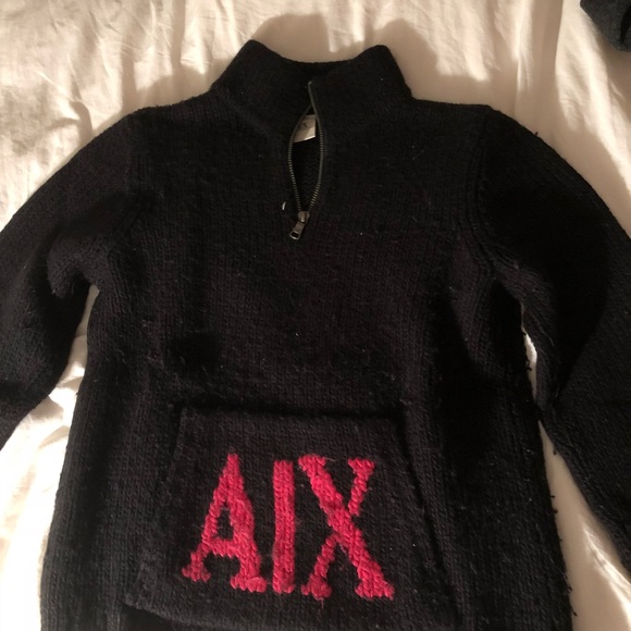 A/X size small - Picture 1 of 3
