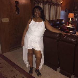 Meet your Posher, Ethel