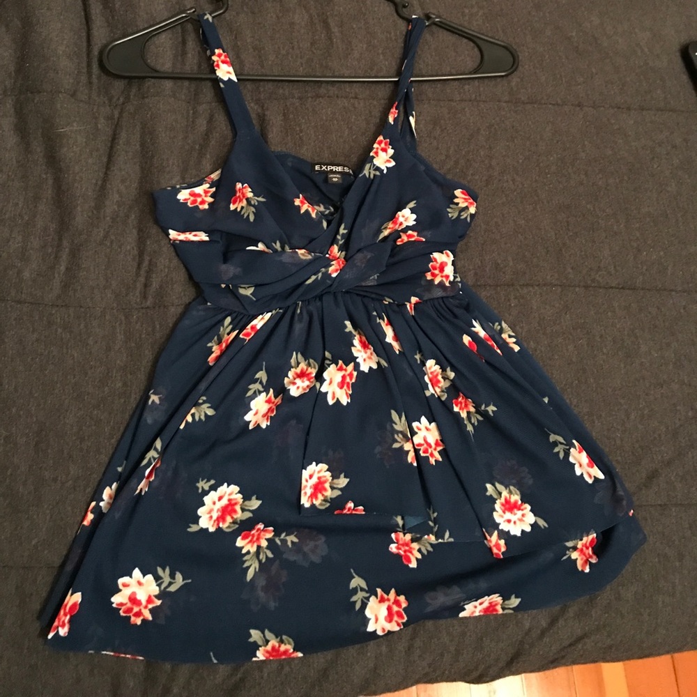 Floral tank