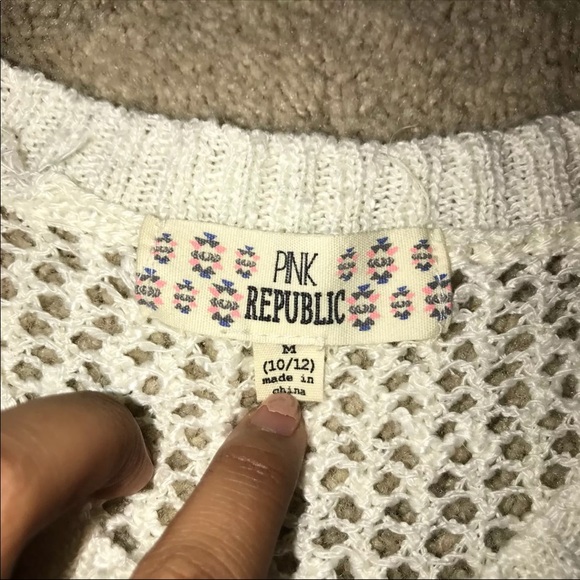 White Knit Sweater - Picture 2 of 2