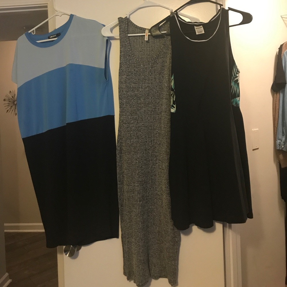 Causal/semi-casual dresses